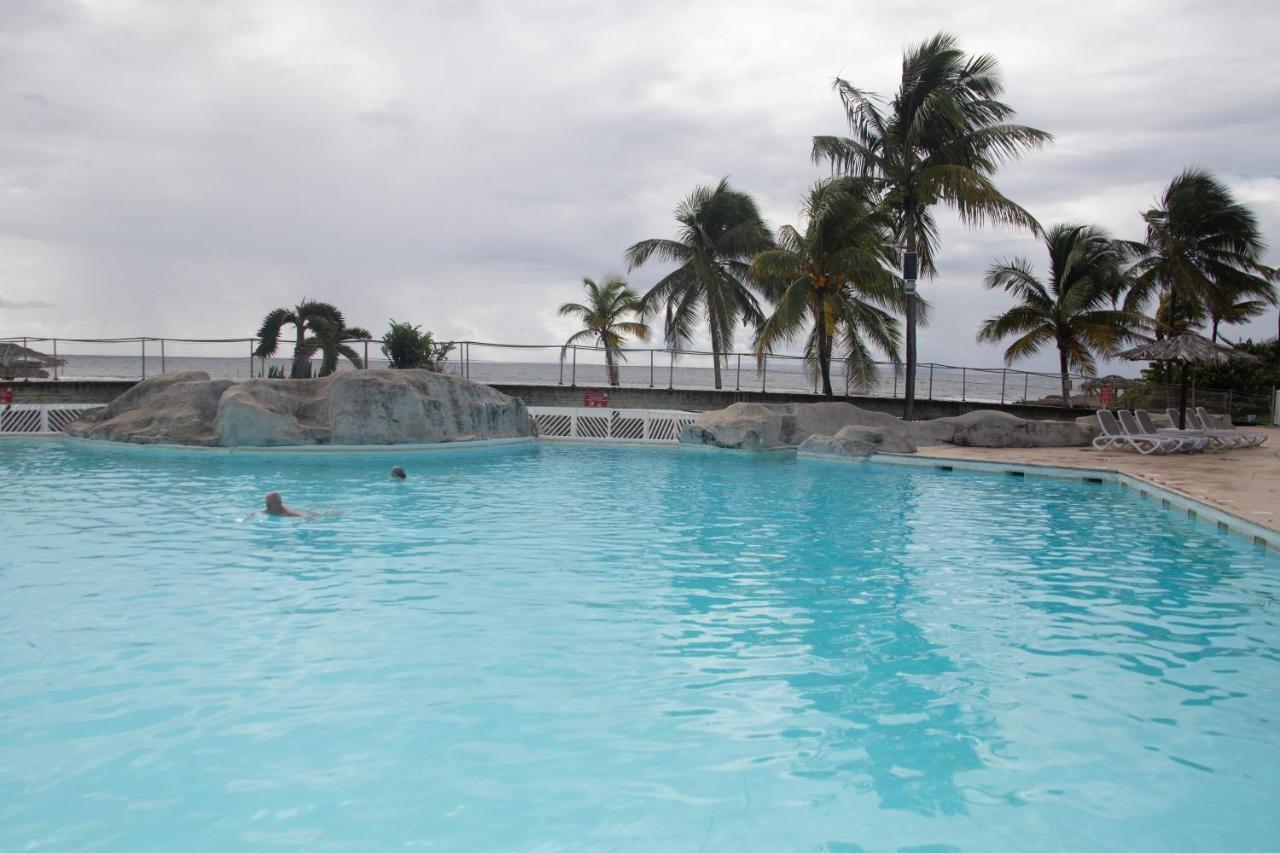 Studio Beachside Paradise Avec Citerne Tampon- Residence Manganao Сен-Франсуа Екстер'єр фото
