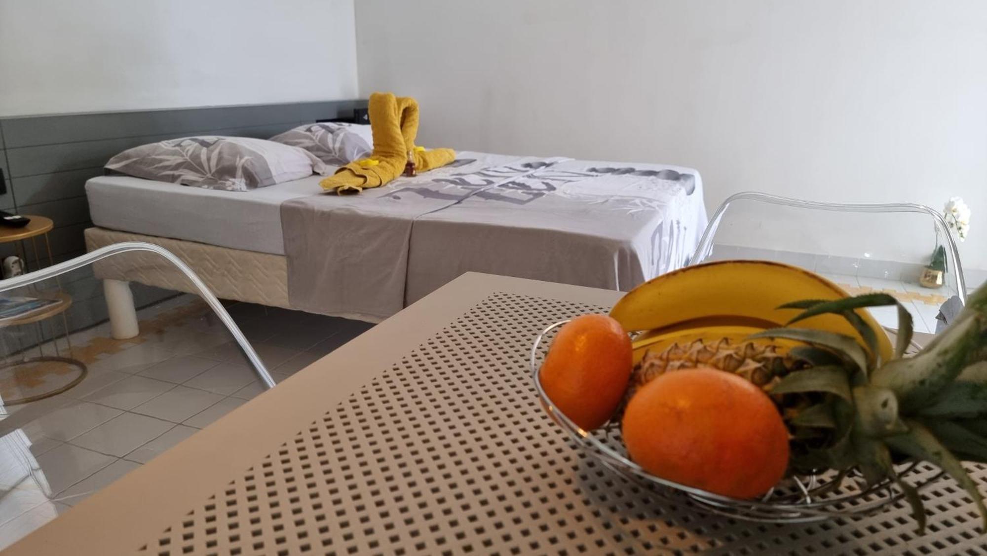 Studio Beachside Paradise Avec Citerne Tampon- Residence Manganao Сен-Франсуа Екстер'єр фото